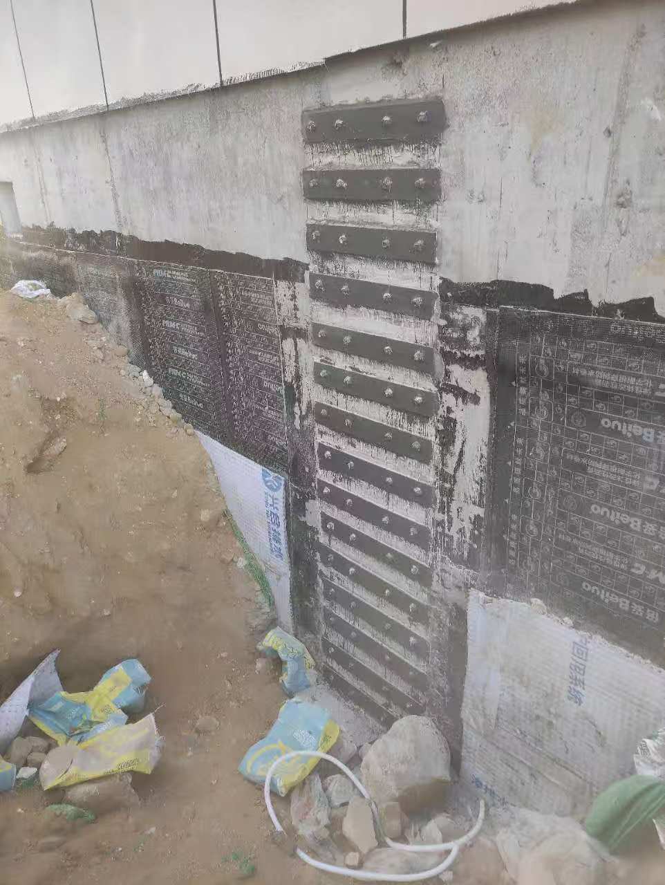 南通房屋柱子加固方法